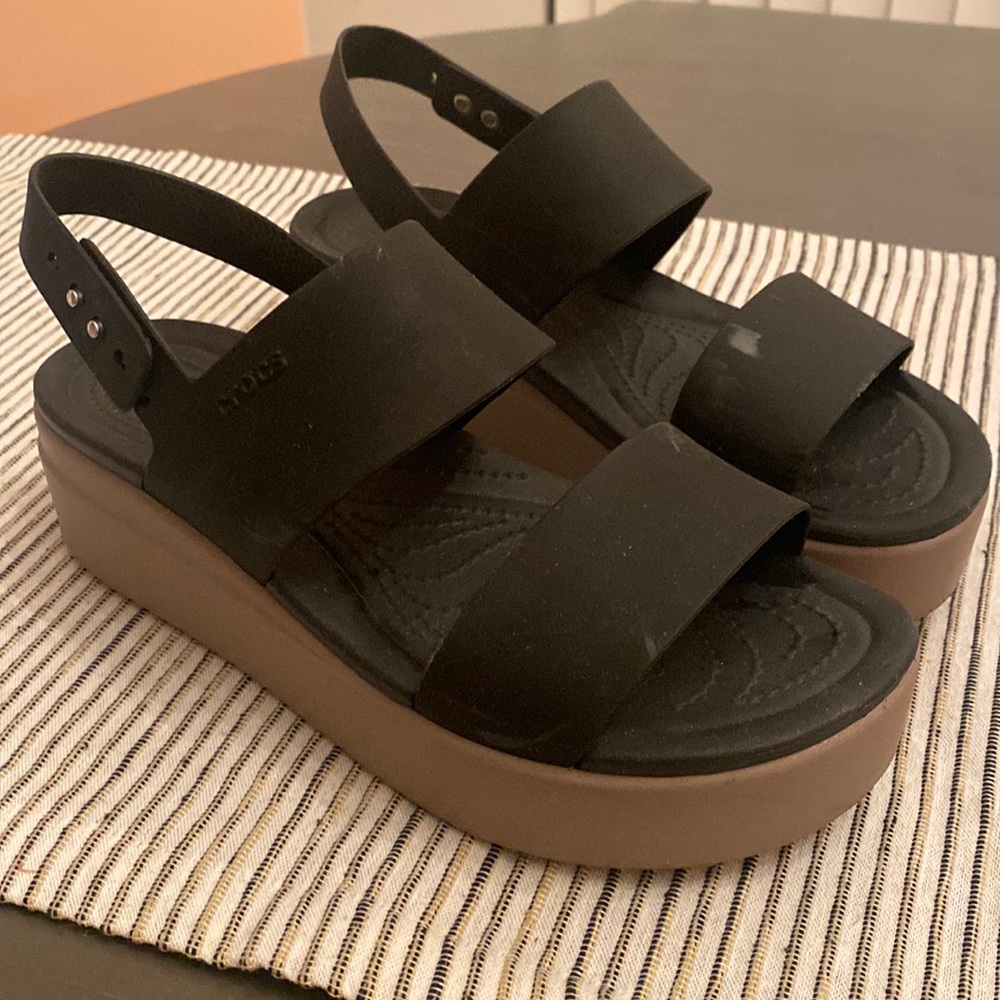 Crocs Brooklyn Wedge Sandal